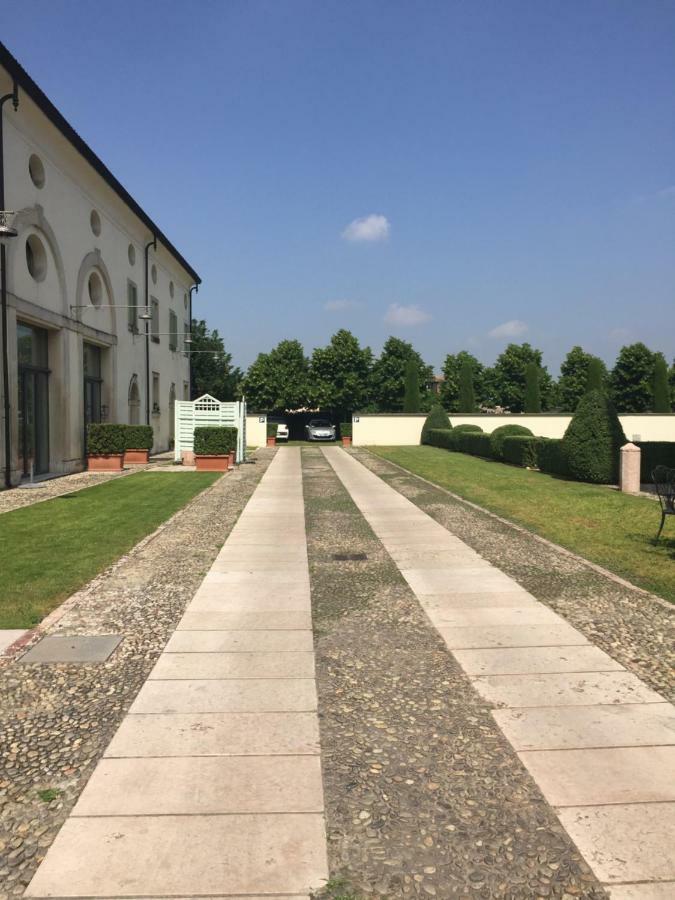 Villa Vecelli Cavriani Mozzecane Экстерьер фото